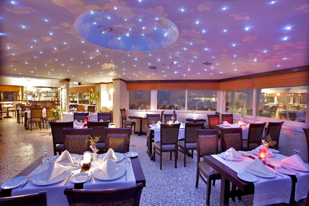 แอสซอส โฮเต็ล ไอซ์ตั้นบูล Hotel อิสตันบูล ภายนอก รูปภาพ